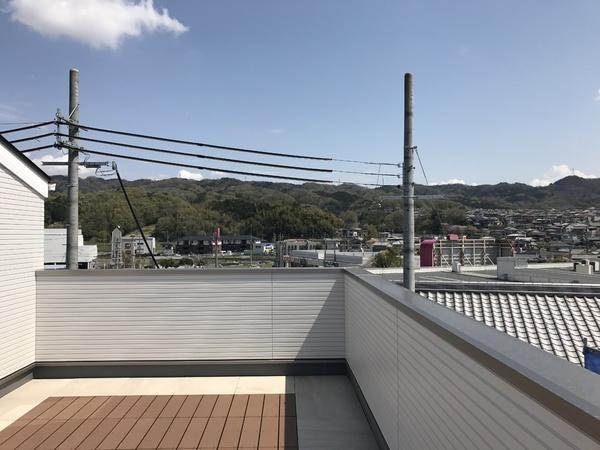 ベランダ
|生駒市小平尾町 新築一戸建て