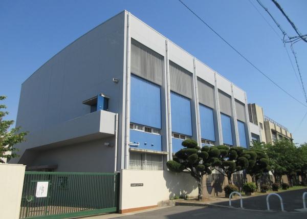 　東大阪市立盾津中学校（中学校）／1467m　