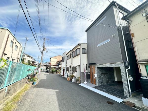 　前面道路含む現地写真　