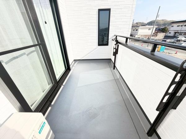 　バルコニー　
